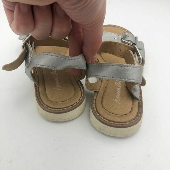 Little Girl's Hanna Andersson Size 8 Silver Sandals Summer Buckle Open Toe Caty - Picture 4 of 6